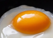 鸡蛋怎么吃更有营养？每周吃够这个量让你更健康——科学解析+实用指南