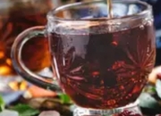 办公室必备！这杯养生茶让你告别疲劳和上火——打工人续命水：4款配方+科学冲泡法